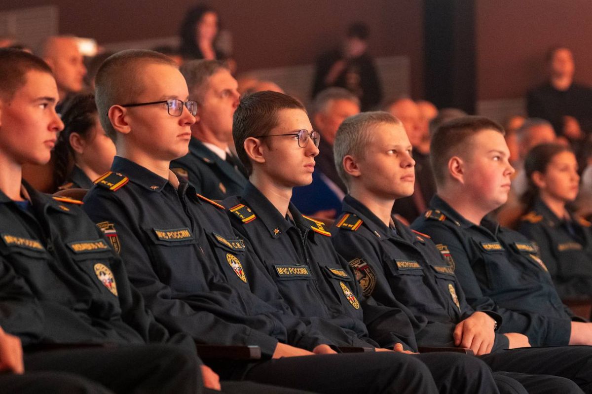 Санкт-Петербургский университет Государственной противопожарной службы МЧС России имени Героя РФ генерала армии Е.Н. Зиничева отметил 120-летие Санкт-Петербургский университет Государственной противопожарной службы МЧС России имени Героя РФ генерала армии Е.Н. Зиничева отметил 120-летие