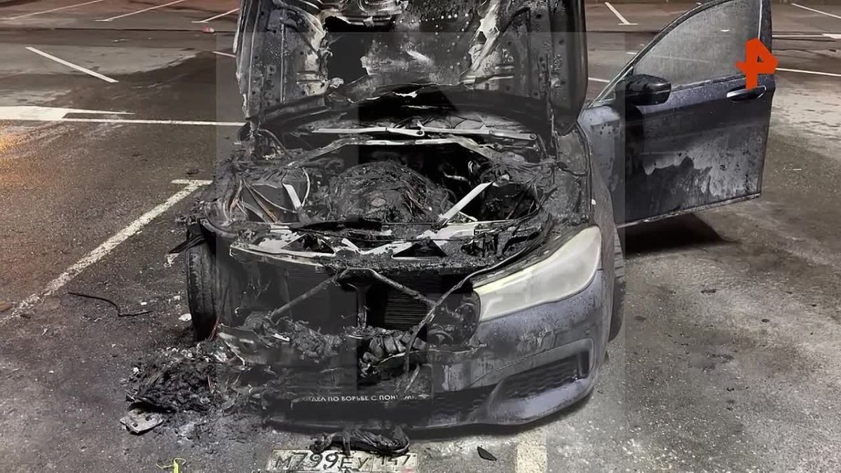 Из сервиса в "утиль": BMW стоимостью более 3 млн рублей сгорела на Пискарёвском проспекте в Петербурге