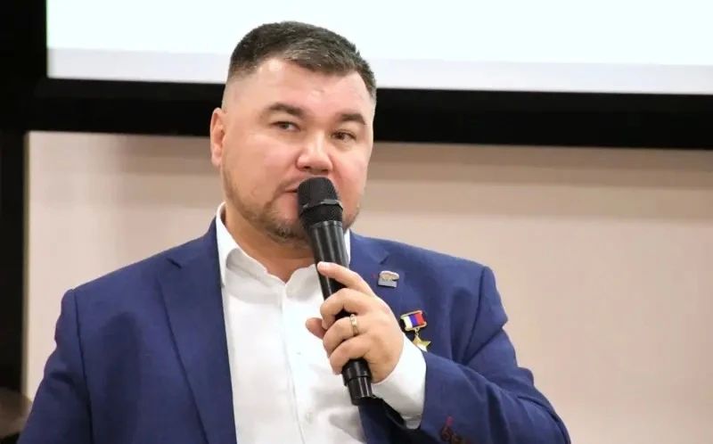 Два майора: Депутат здорового человека