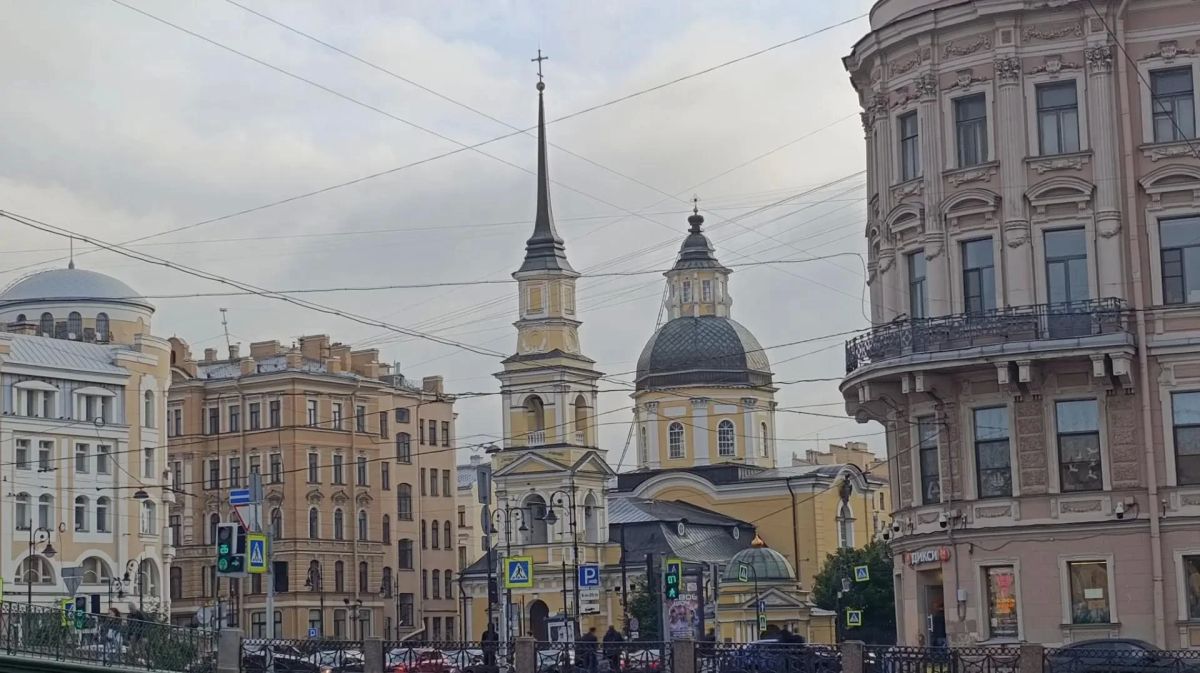 В Петербурге обновился ночной температурный минимум осени, но идёт потепление
