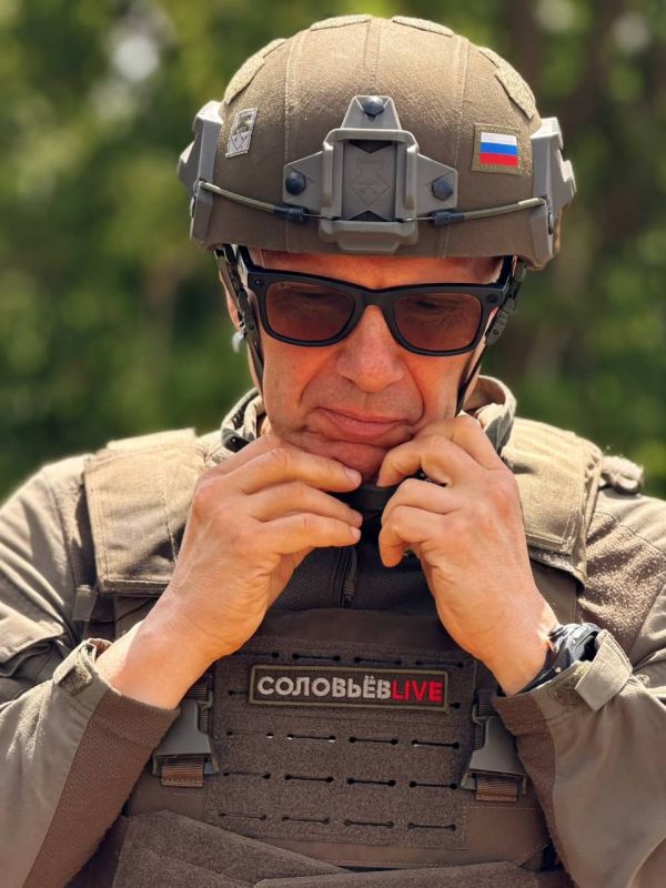 У Владимира Соловьева день рождения. У Владимира Соловьева день рождения.