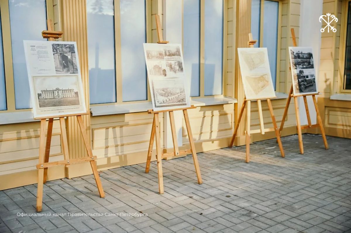 В Ботаническом саду Петра Великого открылся исторический вход со стороны набережной реки Карповки, который много лет был закрыт для посетителей В Ботаническом саду Петра Великого открылся исторический вход со стороны набережной реки Карповки, который много лет был закрыт для посетителей