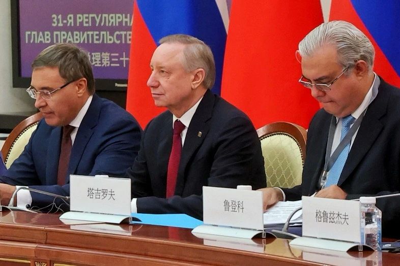 Александр Беглов: Договору о добрососедстве, дружбе и сотрудничестве между Россией и Китаем в этом году – 25 лет Александр Беглов: Договору о добрососедстве, дружбе и сотрудничестве между Россией и Китаем в этом году – 25 лет
