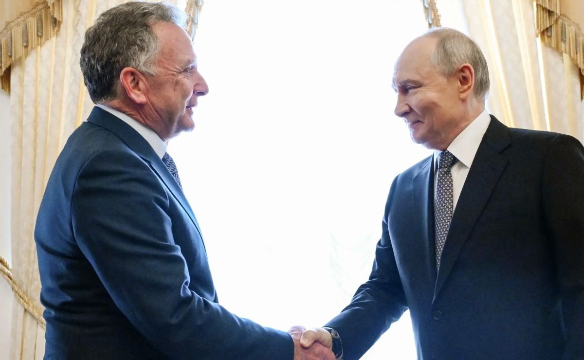 Встреча Путина со спецпосланником президента США в Петербурге длилась более трех часов