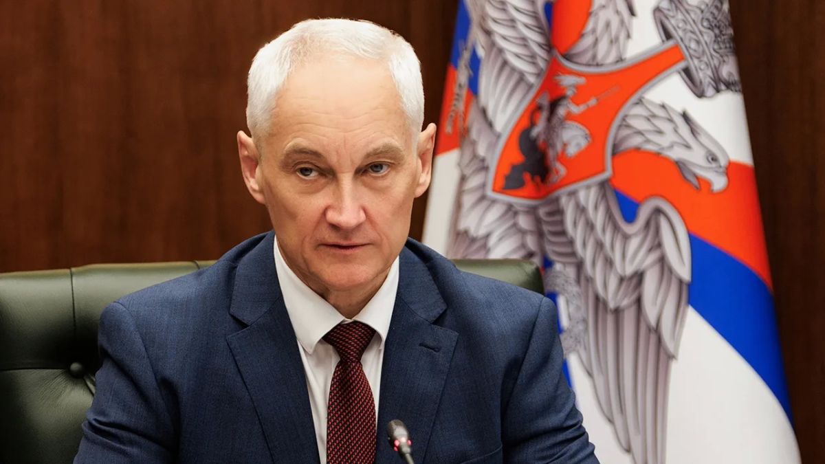 "Эта победа продолжает героический путь и славные традиции ВДВ": Белоусов поздравил командование и личный состав 328-го гвардейского десантно-штурмового полка с освобождением Юльевки в Запорожской области