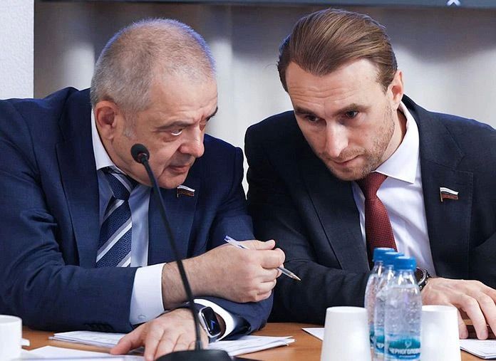 «Континент Сибирь»:. Депутат Государственной Думы Андрей Грачёв: «Сейчас меня волнуют не статусы, а прежде всего ситуация с продовольствием в Эвенкии, где из-за низкого уровня воды навигация в этом году не состоялась и...