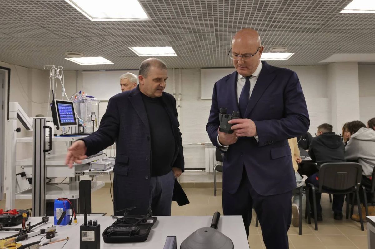 Развитие инженерного образования и кооперация с промышленностью: вице-премьер Дмитрий Чернышенко оценил инфраструктуру СПбГМТУ