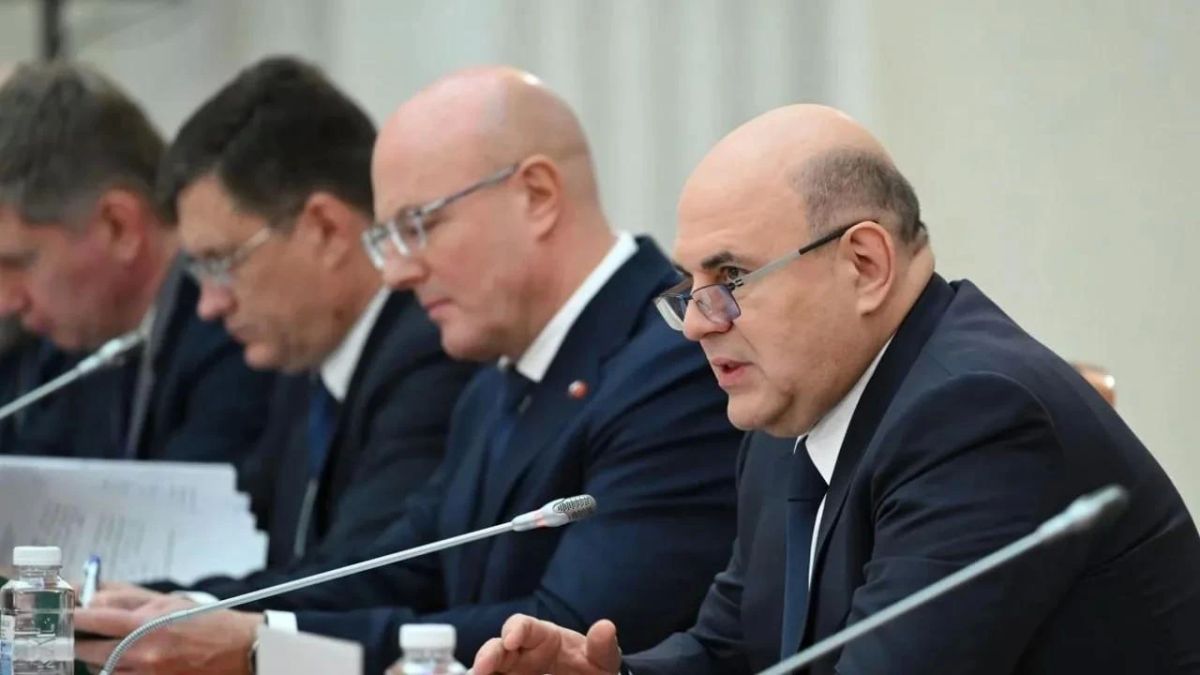 Михаил Мишустин в Петербурге встретился с премьер-министром Китая Ли Цяном Михаил Мишустин в Петербурге встретился с премьер-министром Китая Ли Цяном