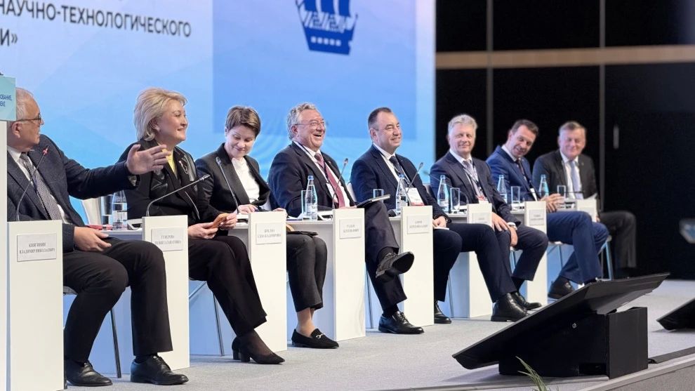 В "Экспофоруме" стартовала Неделя науки и образования