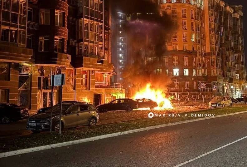 Александр Коц: Страшная ночь в Белгороде. Зеленский убивает спящих людей Александр Коц: Страшная ночь в Белгороде. Зеленский убивает спящих людей