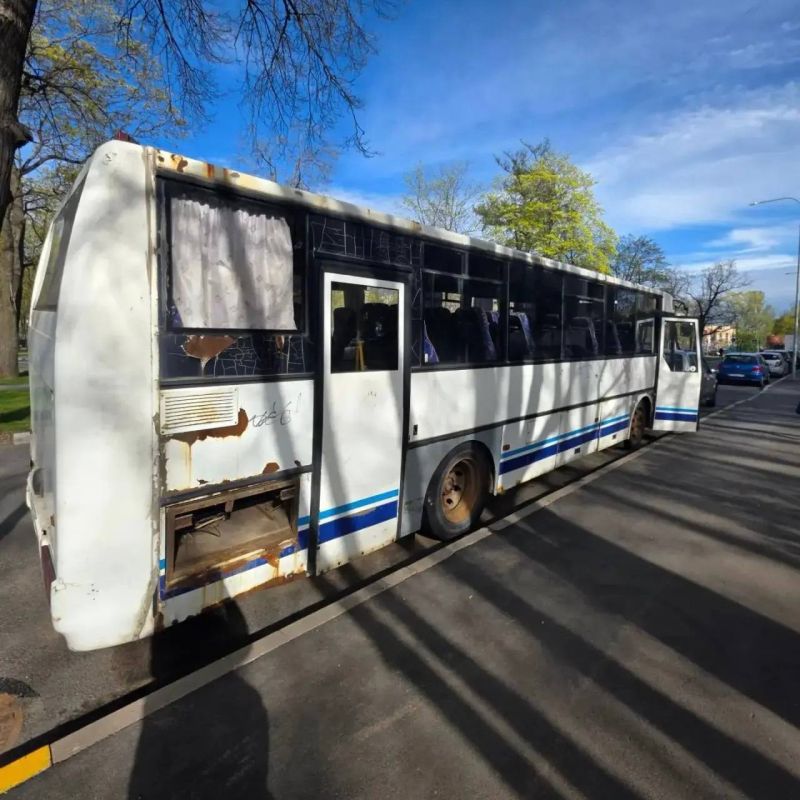В результате вмешательства прокуратуры брошенный автобус перемещен на спецстоянку В результате вмешательства прокуратуры брошенный автобус перемещен на спецстоянку