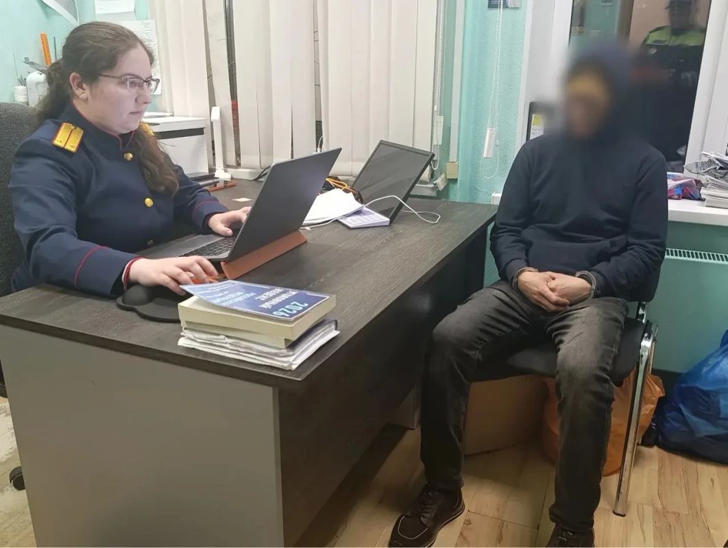В Кировском районе перед судом предстанет иностранный гражданин, обвиняемый в покушении на дачу взятки сотруднику Госавтоинспекции и использовании подложного документа