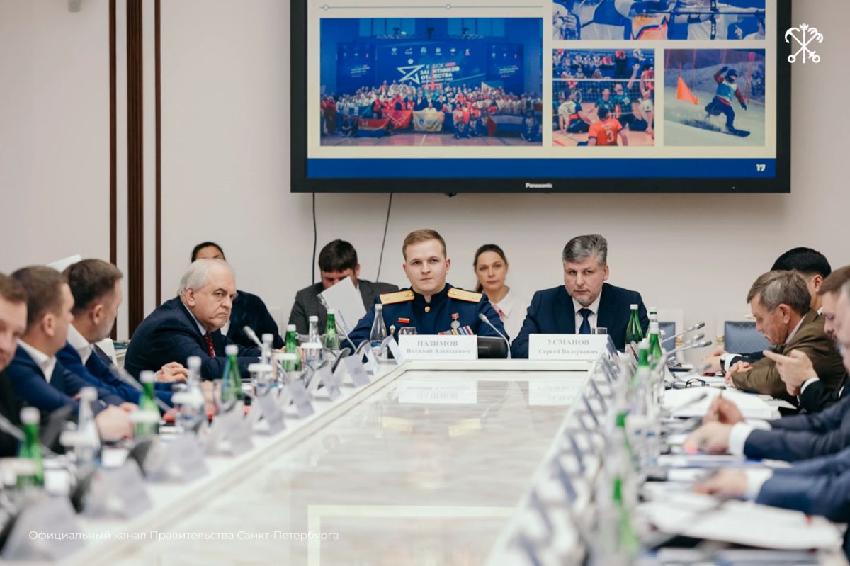 На заседании Наблюдательного совета Государственного фонда «Защитники Отечества» подвели итоги работы, а также обсудили поддержку ветеранов спецоперации и их семей