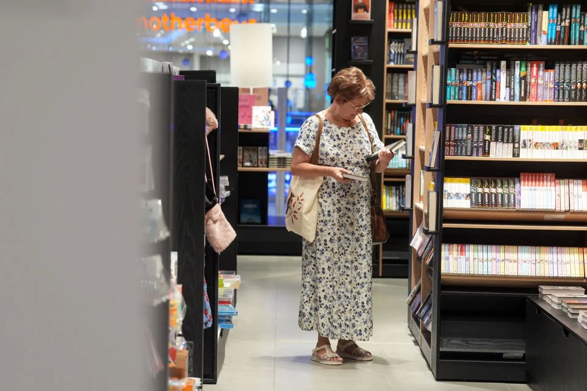 «Читай-город» и «Буквоед» потратили около 100 млн рублей на изъятие книг из продажи