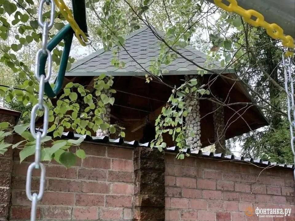 Жительница Левашово больше пяти лет слушает колокольный звон по соседству