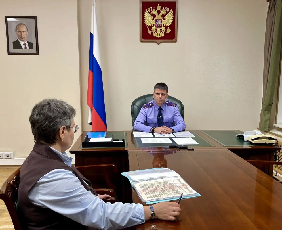 Исполняющий обязанности руководителя ГСУ СК России по городу Санкт-Петербургу провел личный прием граждан в приемной Президента Российской Федерации Исполняющий обязанности руководителя ГСУ СК России по городу Санкт-Петербургу провел личный прием граждан в приемной Президента Российской Федерации