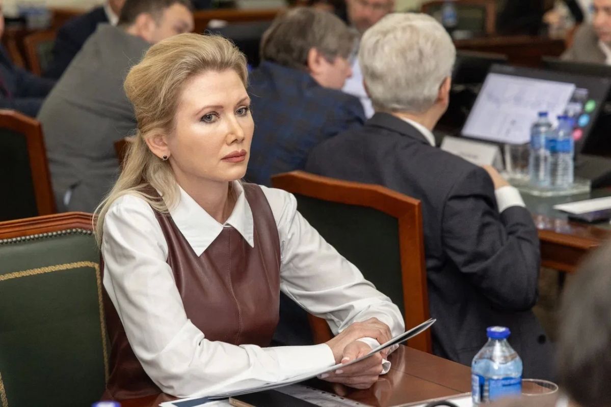 На заседании Общественного совета при Росжелдоре обсудили ход строительства ВСМ Москва — Санкт-Петербург На заседании Общественного совета при Росжелдоре обсудили ход строительства ВСМ Москва — Санкт-Петербург